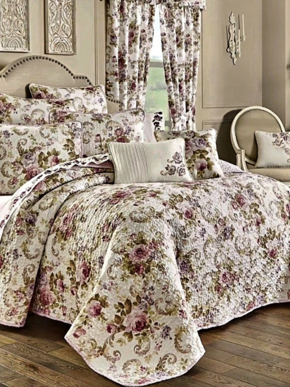Royal Court Lavendar Chambourd 3-Piece Queen Quilt Set